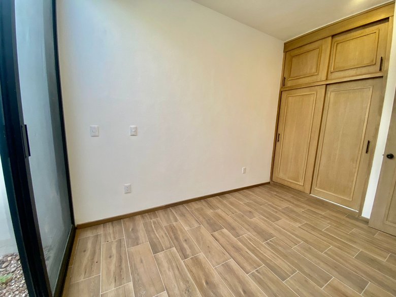Brand New unfurnished home — 14 photos