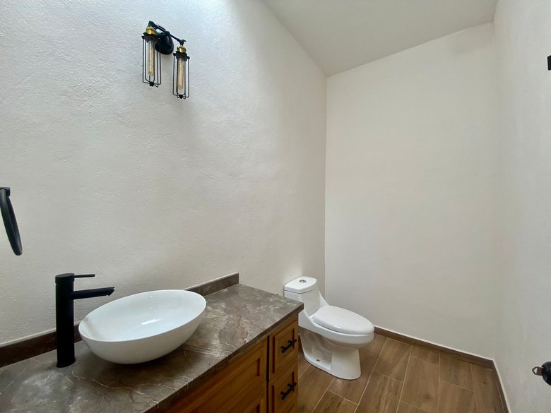 Brand New unfurnished home — 9 photos