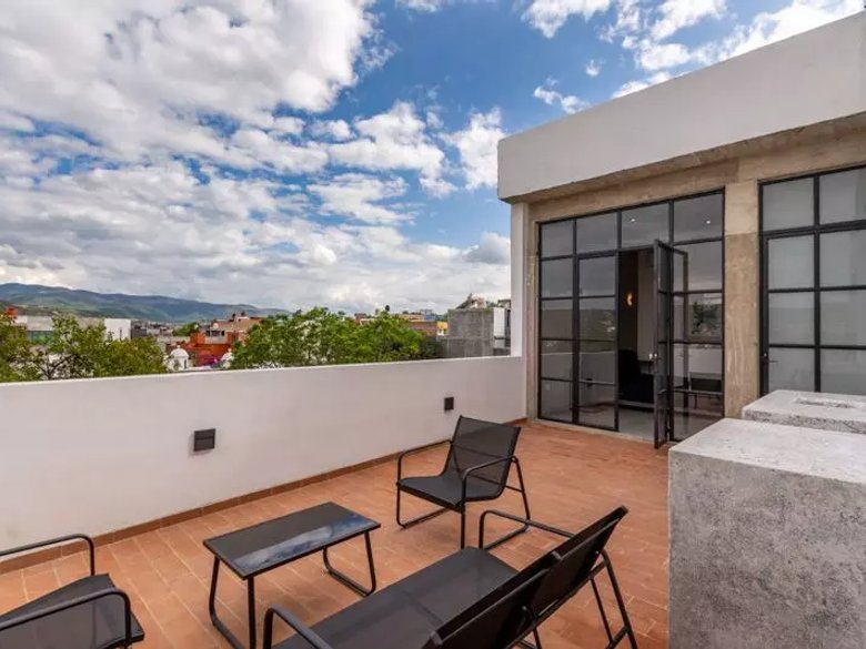 The Loft House 39A — 12 photos