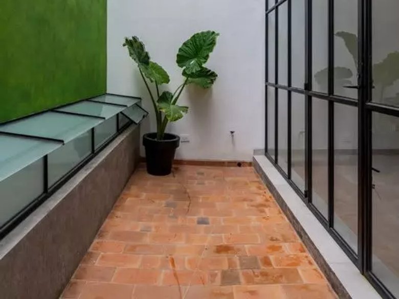 The Loft House 39A — 22 photos