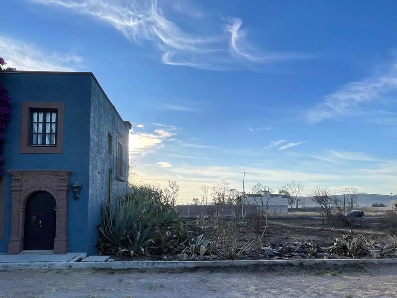 Terreno en zona turística — 2 photos