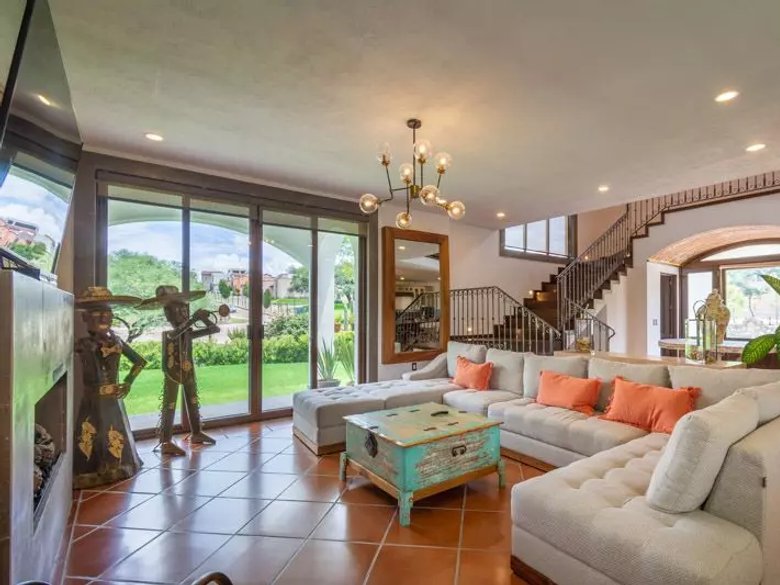 Casa de la Rotonda — 20 photos
