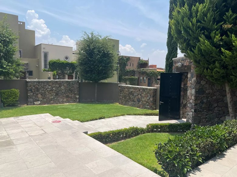 Casa Marcela — 17 photos