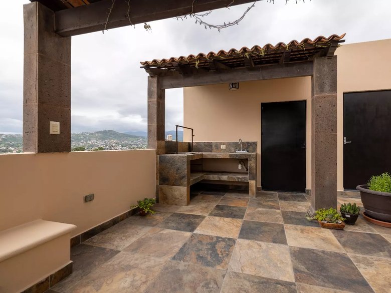 Casa Bugambilia — 15 photos
