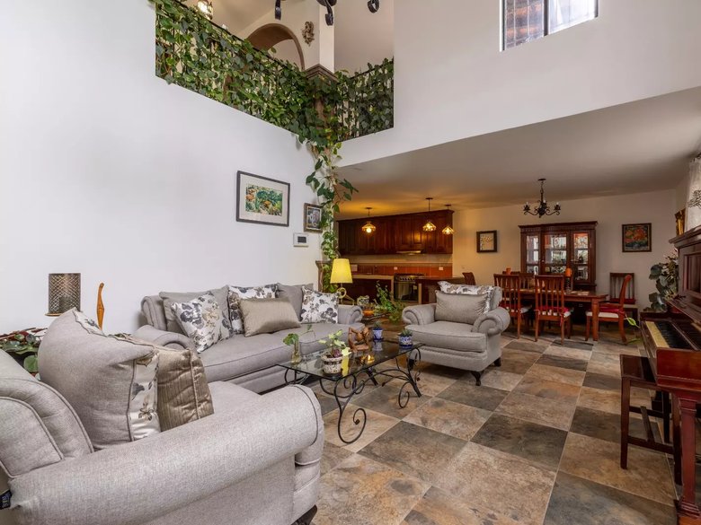 Casa Bugambilia — 22 photos