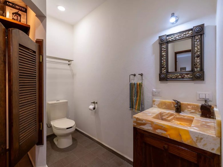 Casa Bugambilia — 18 photos