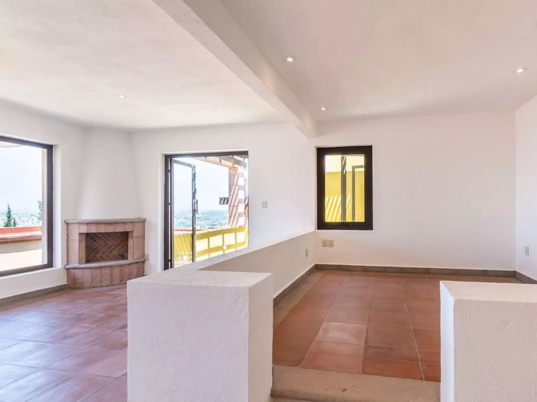 Arcángeles San Uriel 2BR — 6 photos