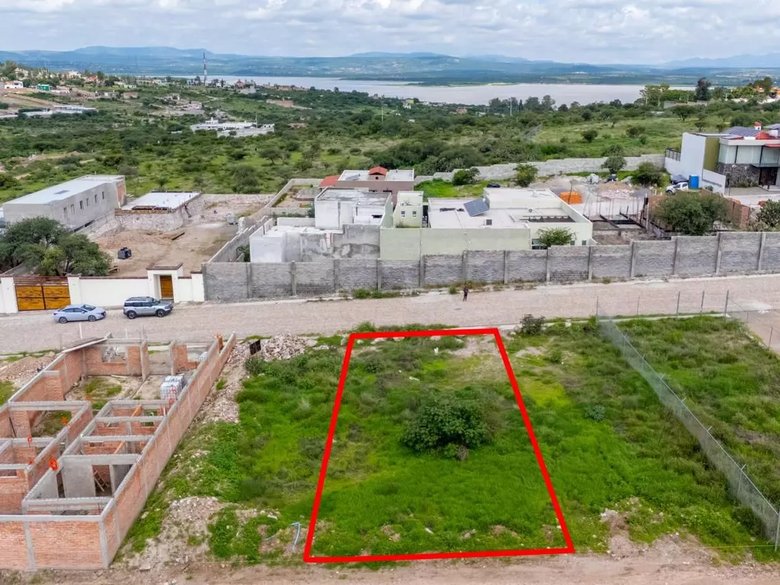 LOTE DON DIEGO — 2 photos