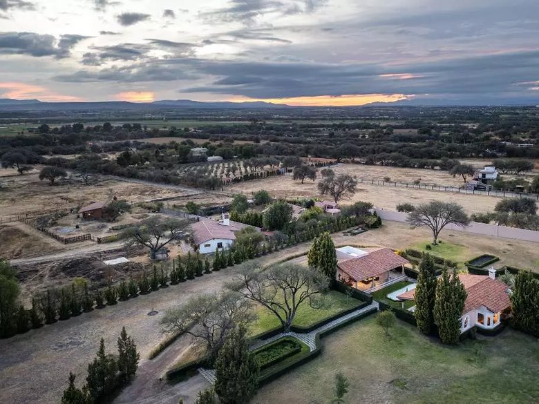 Villa Serena — 7 photos