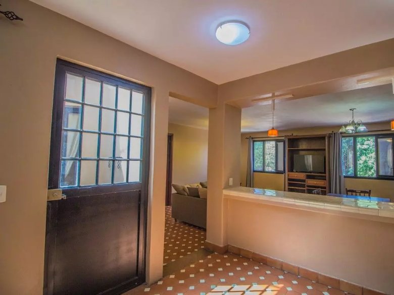 Barrio La Palmita House for Sale — 17 photos