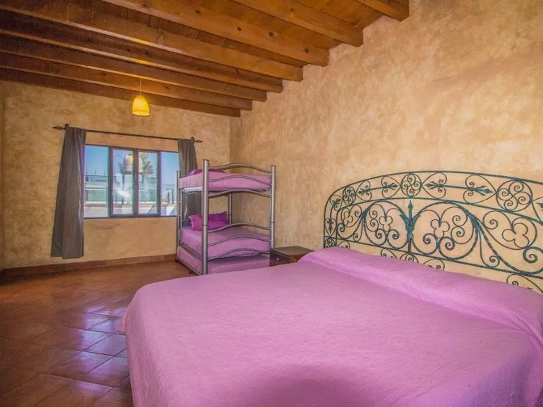 Barrio La Palmita House for Sale — 11 photos