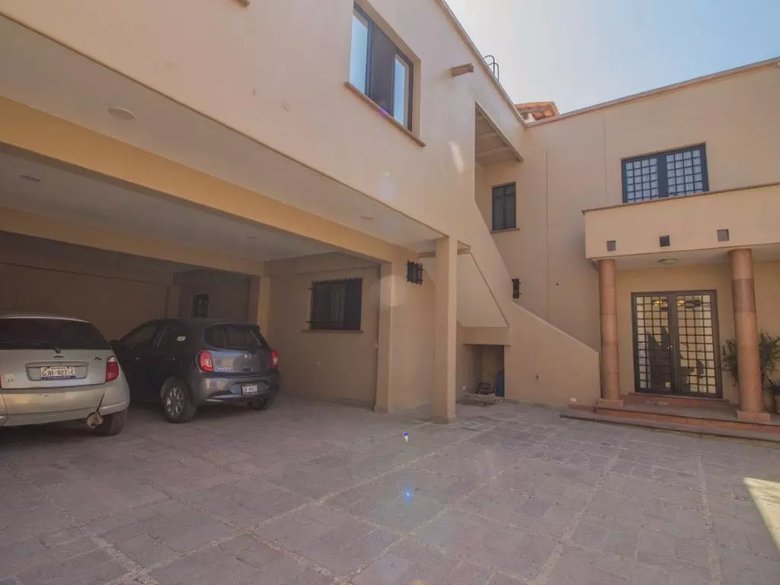 Barrio La Palmita House for Sale — 7 photos