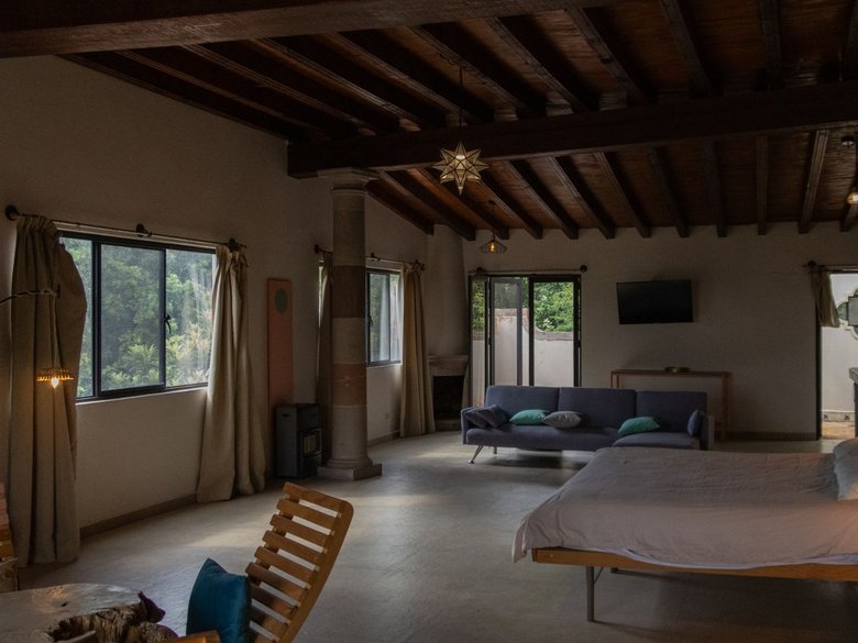 Casa Persea — 15 photos