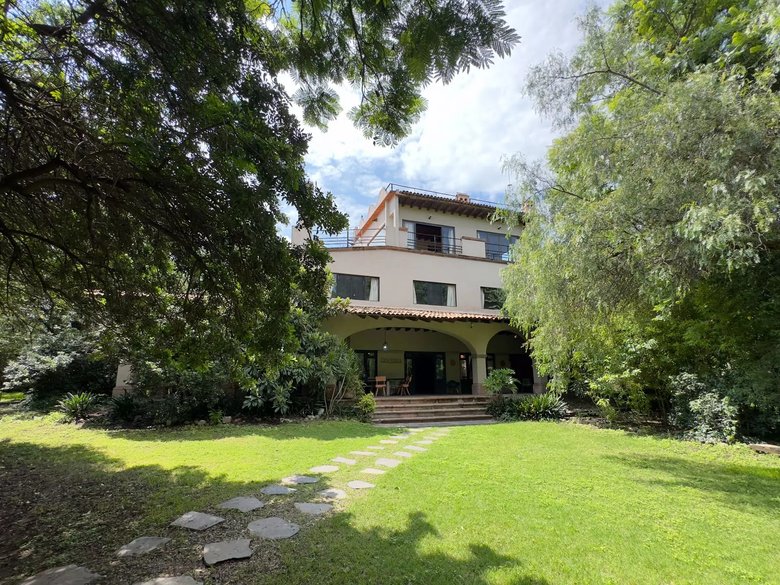 Casa Persea — 2 photos