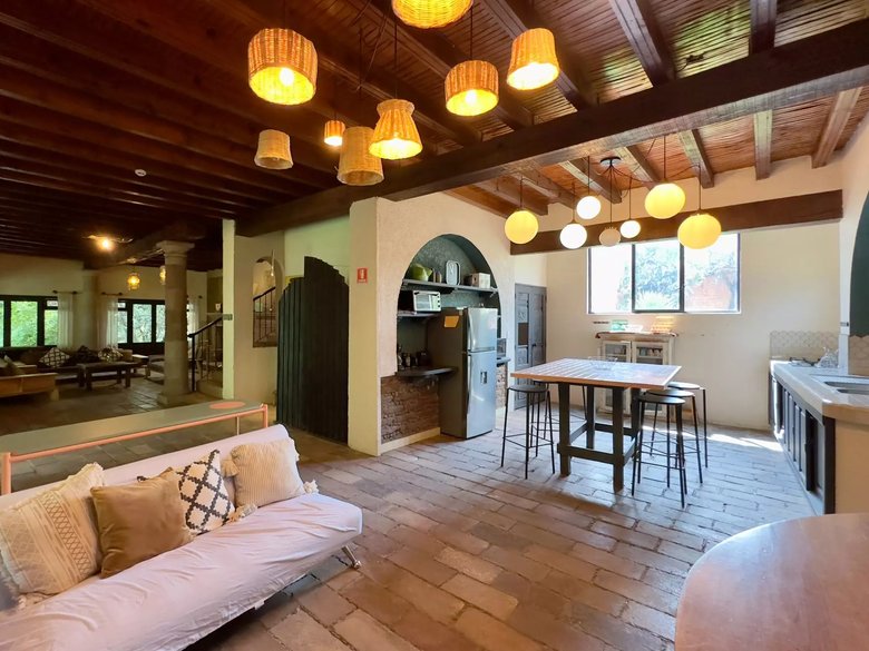 Casa Persea — 5 photos