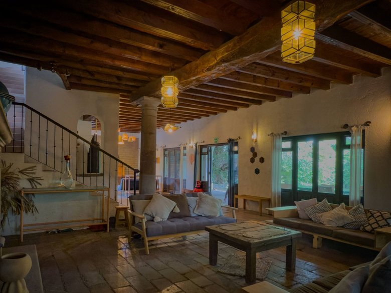 Casa Persea — 13 photos