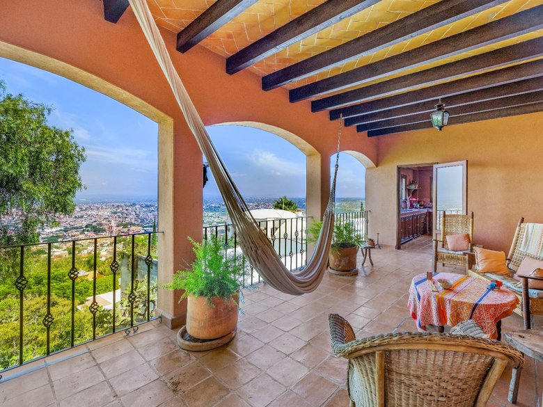Casa Panoramica — 13 photos