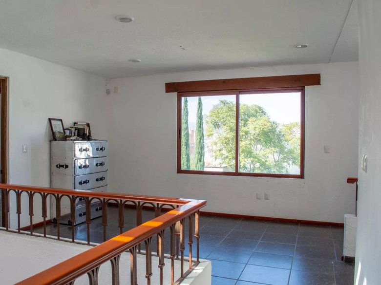 Casa Santa Rosa de Jauregui — 30 photos