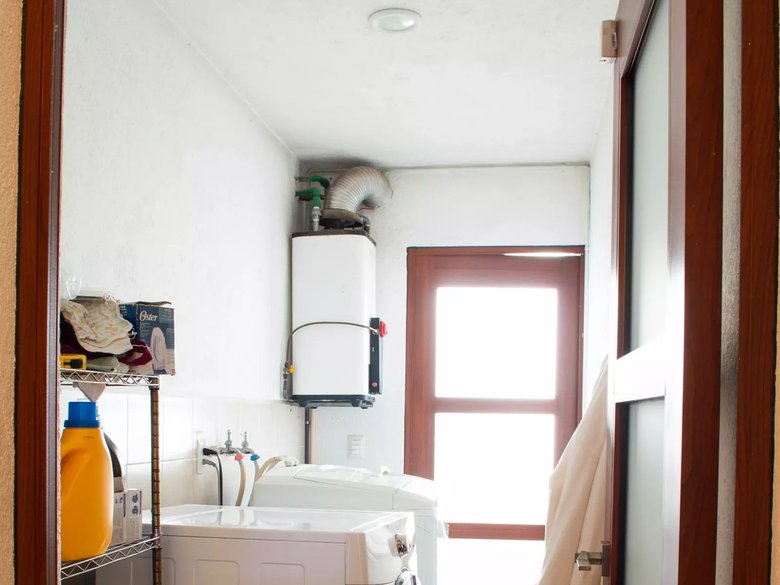 Casa Santa Rosa de Jauregui — 15 photos