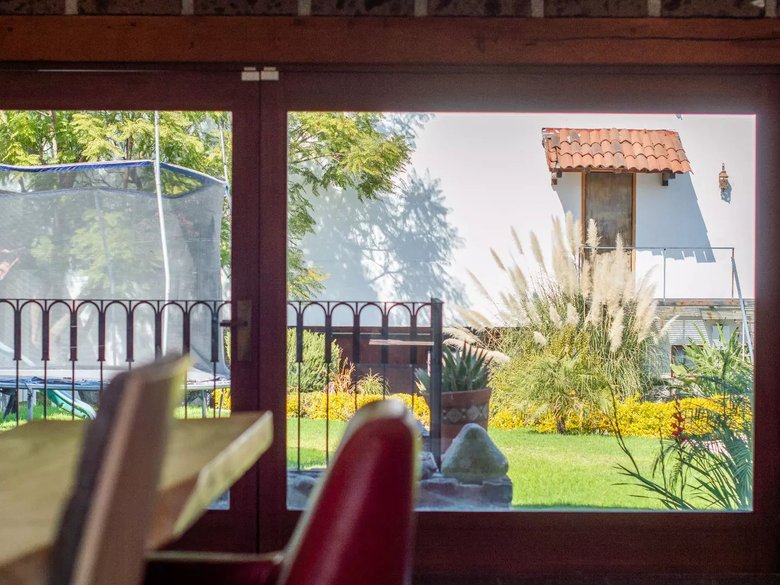 Casa Santa Rosa de Jauregui — 11 photos