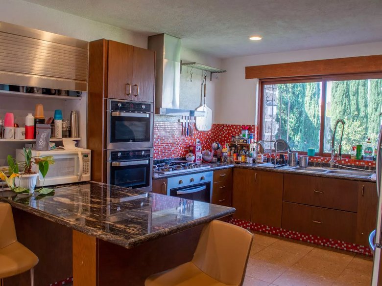 Casa Santa Rosa de Jauregui — 26 photos