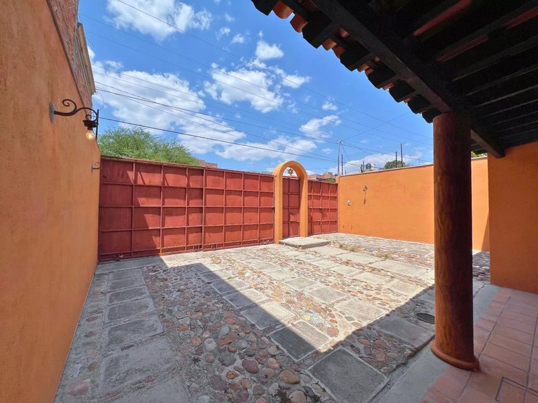 Colonial Investment — 18 photos