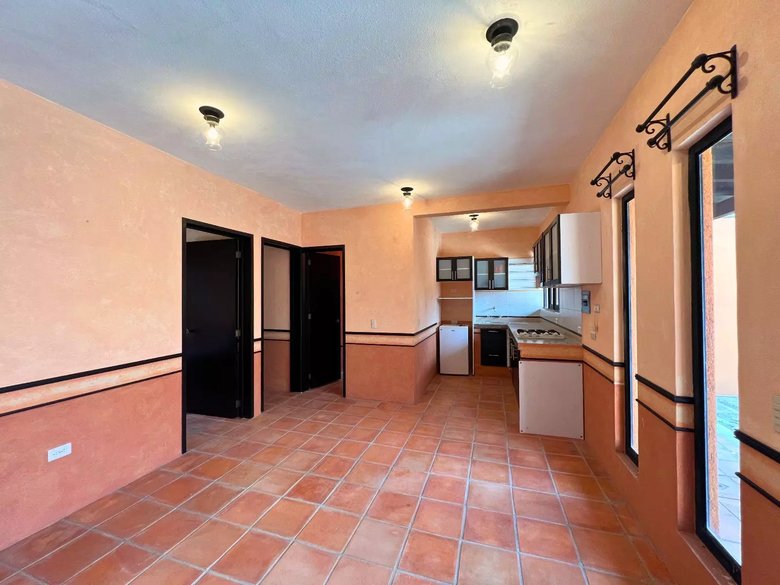 Colonial Investment — 5 photos