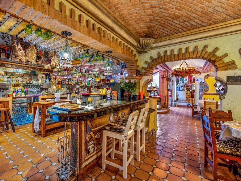 Casa Gloria — 14 photos