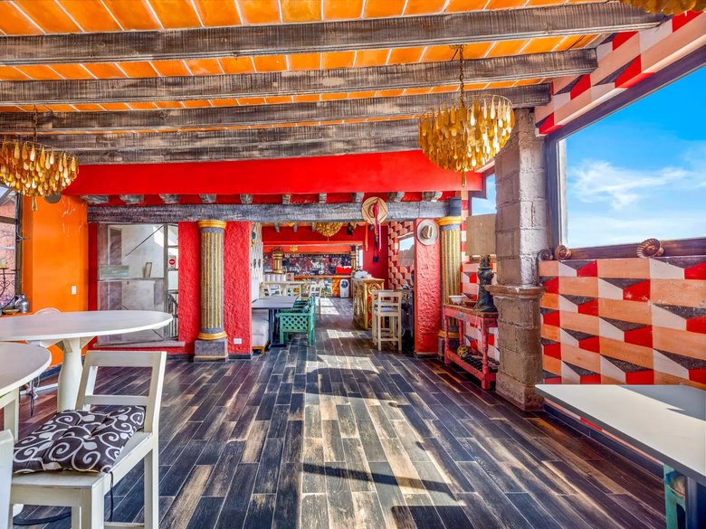 Casa Gloria — 31 photos