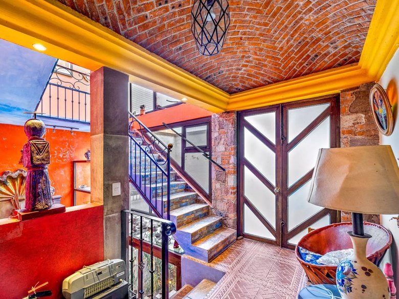 Casa Gloria — 17 photos