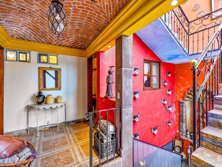 Casa Gloria — 16 photos