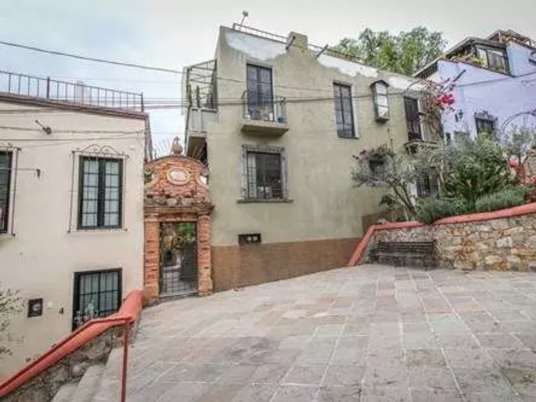 Casa Tu Y Yo. — 5 photos