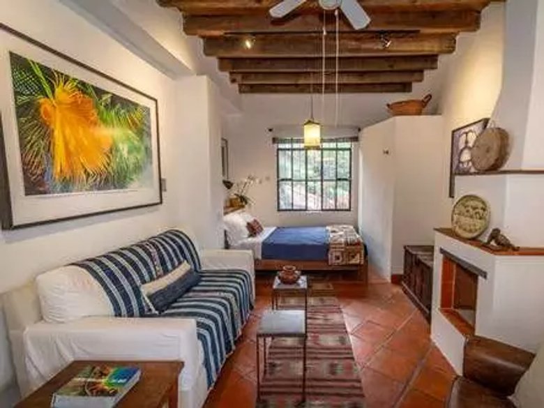 Casa Tu Y Yo. — 10 photos