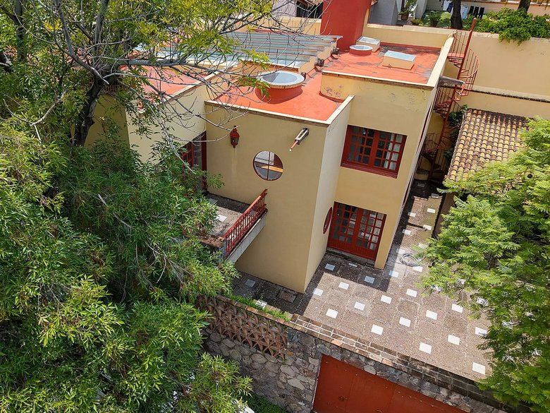 Casa Cardo — 6 photos