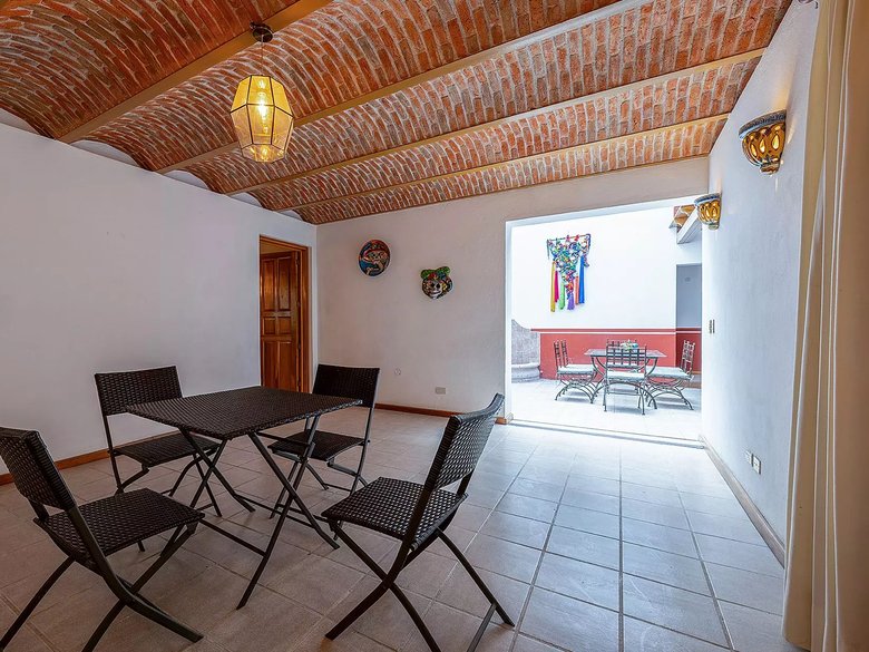 Casa Cardo — 19 photos