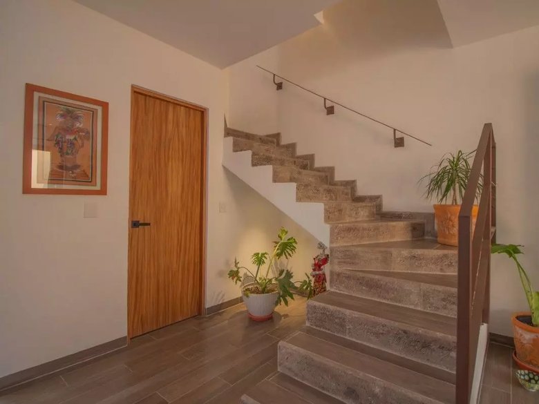 1948 House for Sale in Residencial Luna, San Miguel de Allende — 18 photos