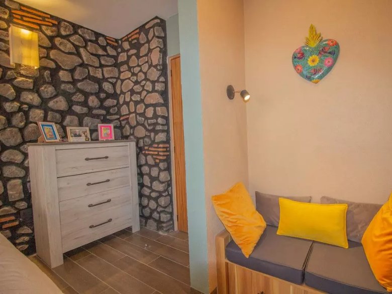 1948 House for Sale in Residencial Luna, San Miguel de Allende — 21 photos