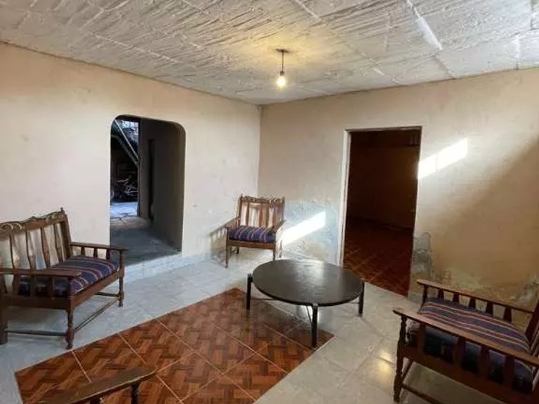 7501 Callejon Del Beso Fixer Upper. — 2 photos