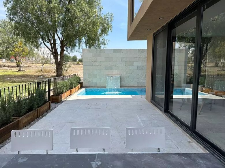Casa En El Lago — 5 photos