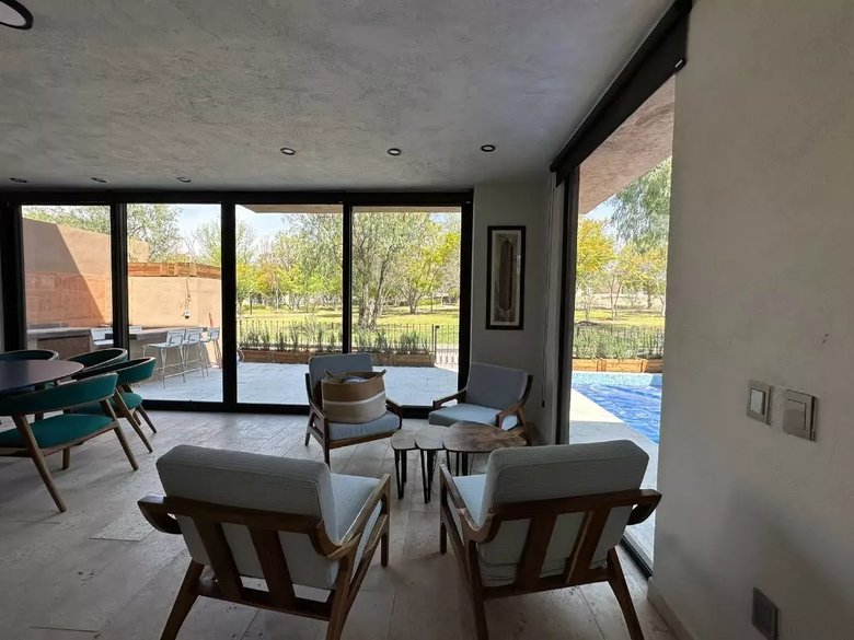 Casa En El Lago — 16 photos