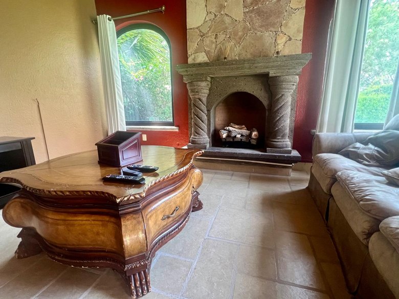 Casa Mariposa in Rancho Los Labradores — 8 photos