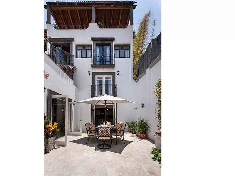 Villa Escondida — 15 photos