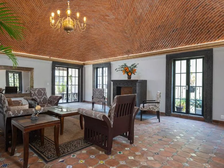 Villa Escondida — 10 photos