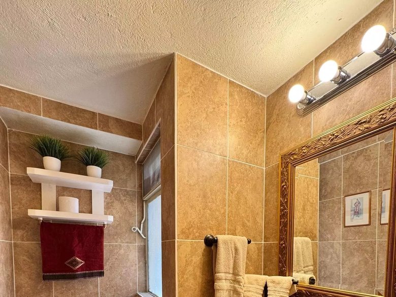 Privada las fuentes Atascadero — 4 photos