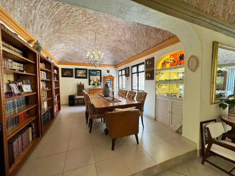 Privada las fuentes Atascadero — 16 photos