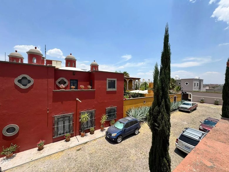Privada las fuentes Atascadero — 6 photos
