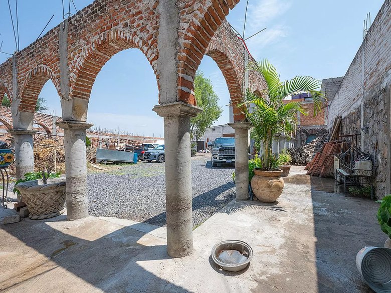 Lote Clevia 9 — 6 photos