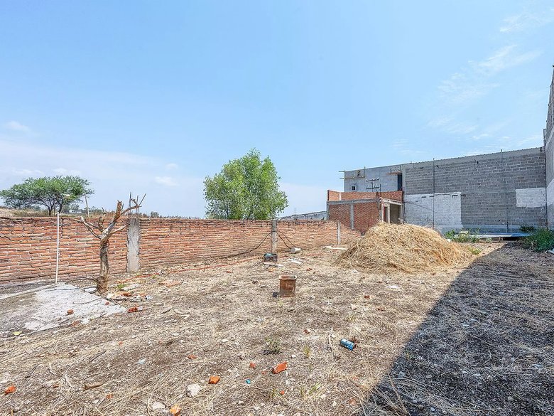 Lote Clevia 9 — 15 photos