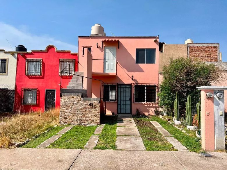 CASA PAULINA — 8 photos