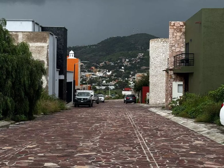 LOTE SANTA MARIA — 8 photos